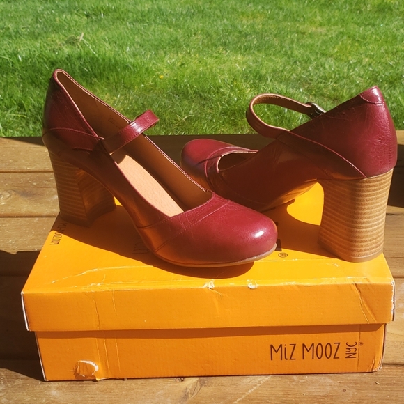 "Kit" ruby leather Maryjane stacked heels - new in box! - Picture 4 of 16